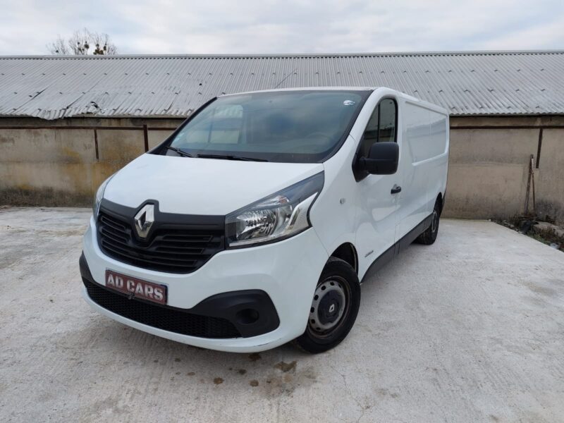 RENAULT TRAFIC III Camionnette 2016