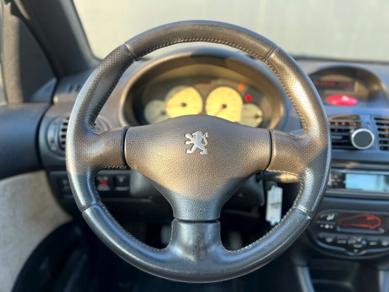 Peugeot 206 Roland Garros / Payez en 4x