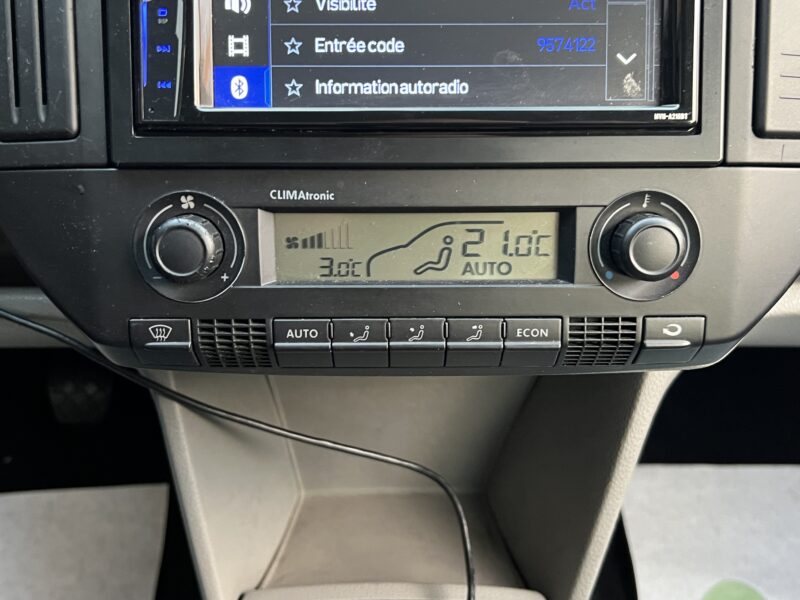 VOLKSWAGEN POLO 4 IV PHASE 2 1.6 105 Cv BLUETOOTH REGULATEUR CLIMATISATION 5 PORTES - Garantie1an