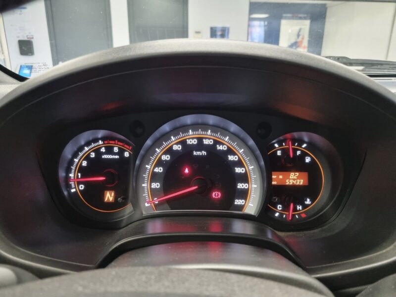 ISUZU D-MAX 3.0 TD 163 Cv 4WD DOUBLE CABINE 5 PLACES BOITE AUTO GPS ATTELAGE 59 400 Kms Garantie1an