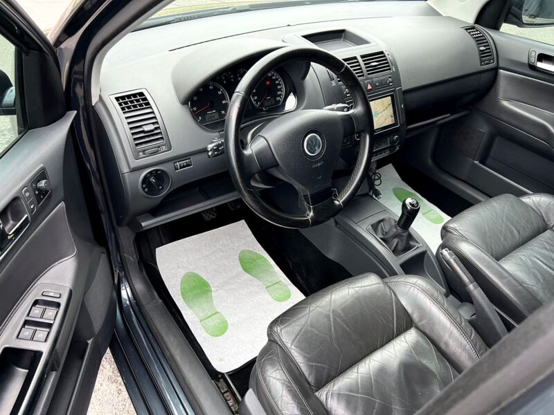 VOLKSWAGEN POLO 4 IV PHASE 2 1.6 105 Cv CARAT / TOIT OUVRANT CUIR BLUETOOTH REGULATEUR - Garantie1an