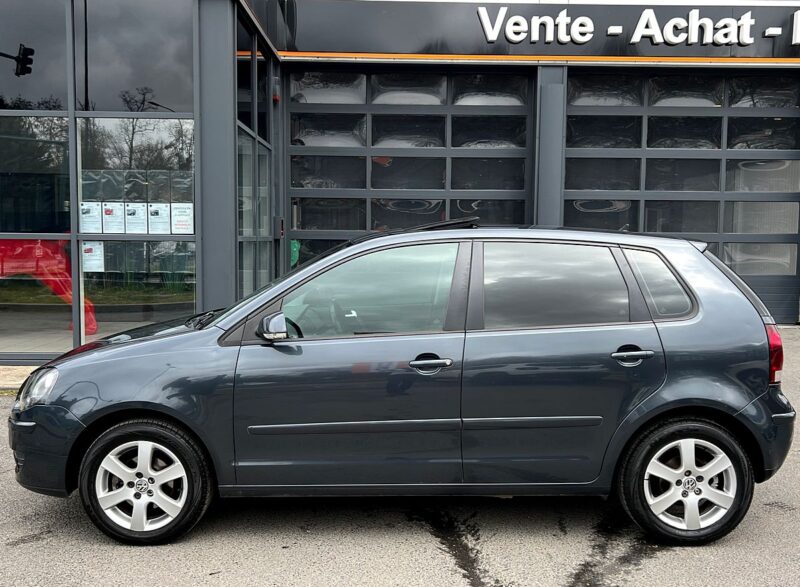 VOLKSWAGEN POLO 4 IV PHASE 2 1.6 105 Cv CARAT / TOIT OUVRANT CUIR BLUETOOTH REGULATEUR - Garantie1an