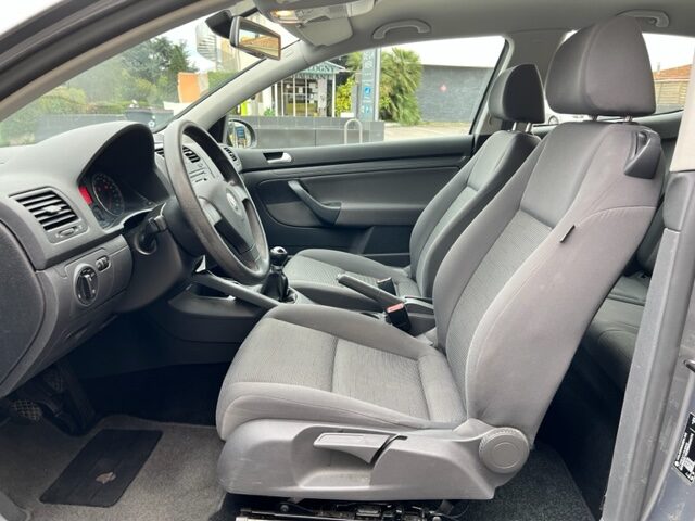 VOLKSWAGEN GOLF 1,6 102CH FSI TRENDLINE  2008