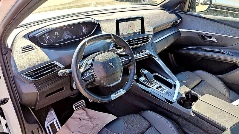 PEUGEOT 3008 1.5 BlueHDi 130cv GT LINE BVA