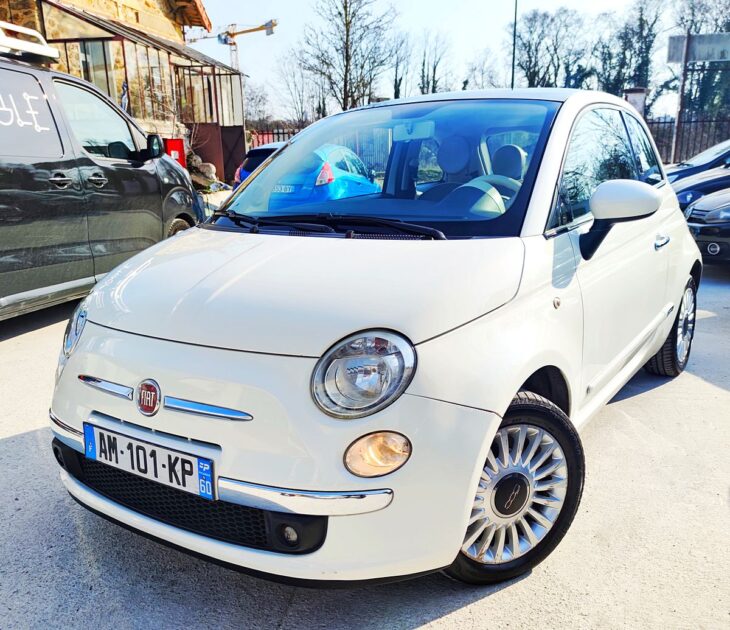 FIAT 500 LOUNGE TOIT PANORAMIQUE