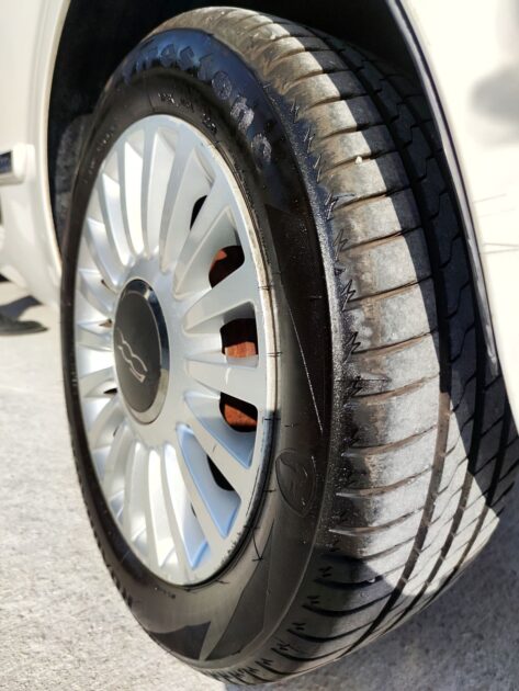 FIAT 500 LOUNGE TOIT PANORAMIQUE