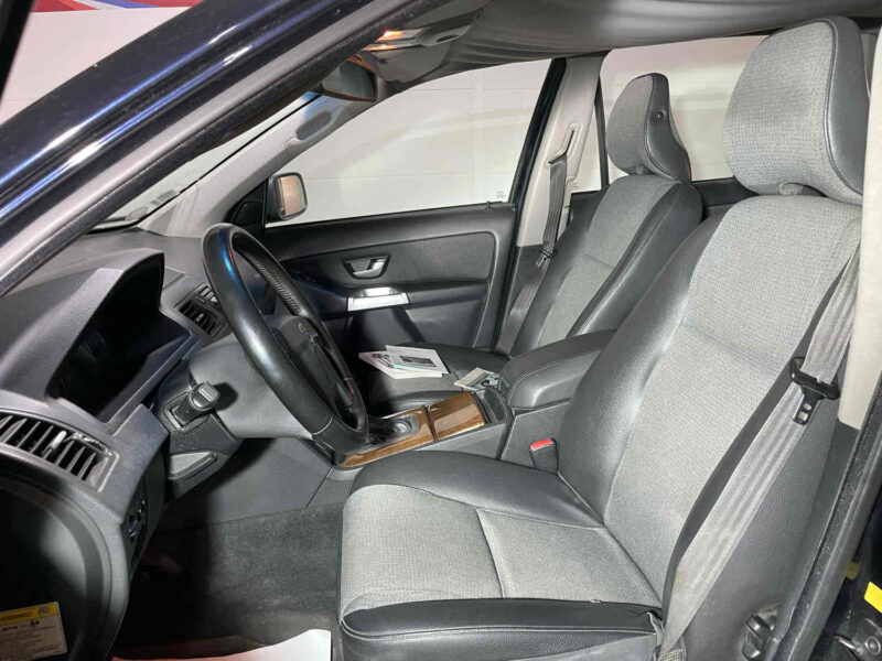 VOLVO XC90 I 2005 2.4 TDi 163cv Boîte AUTO 