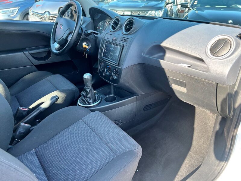 FORD FIESTA V 2008