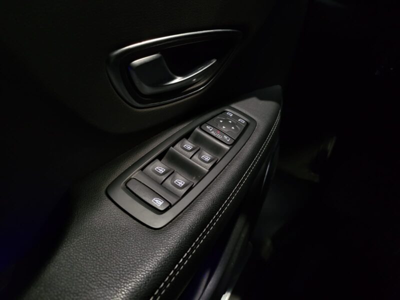 RENAULT SCÉNIC IV 1.3TCE 140CH EDC BUSINESS INTENS