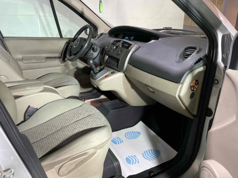 RENAULT GRAND SCÉNIC II 2007 1.5 dCi 106 cv