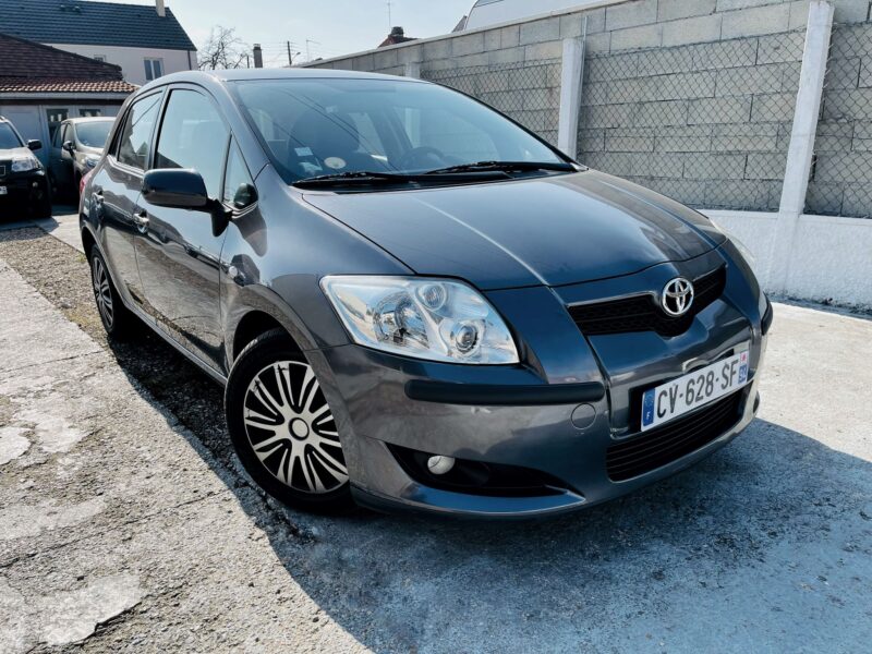 Toyota Auris D-4D 126cv ACTIVE 
