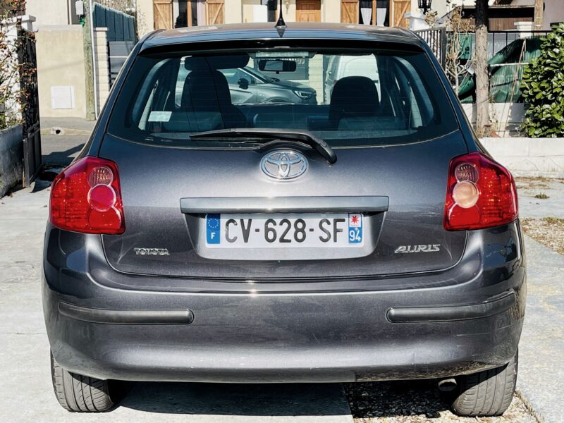 Toyota Auris D-4D 126cv ACTIVE 