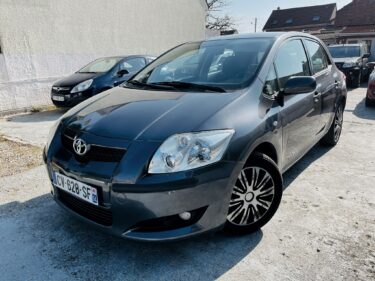 Toyota Auris D-4D 126cv ACTIVE 