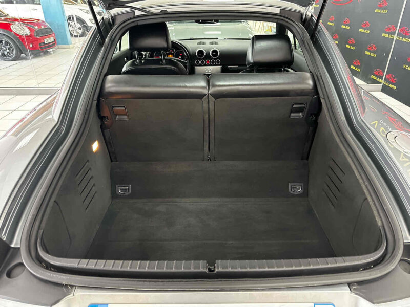 AUDI TT 1.8T 163ch Design Edition