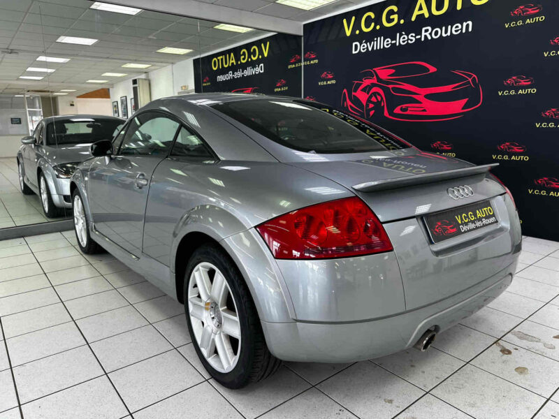 AUDI TT 1.8T 163ch Design Edition