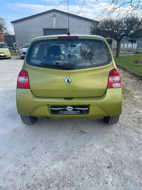 RENAULT TWINGO II 2009