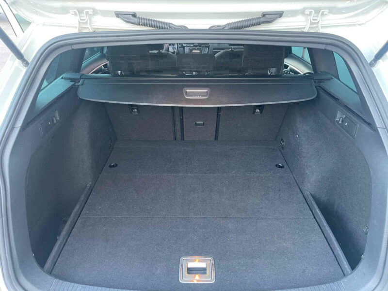 VOLKSWAGEN GOLF VII Variant 2016