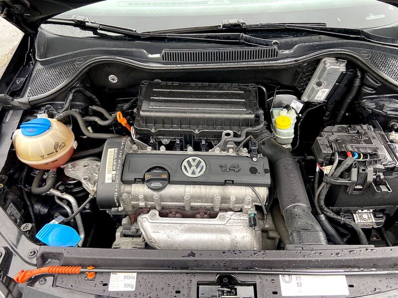 VOLKSWAGEN POLO 1.4 85CV STYLE DSG