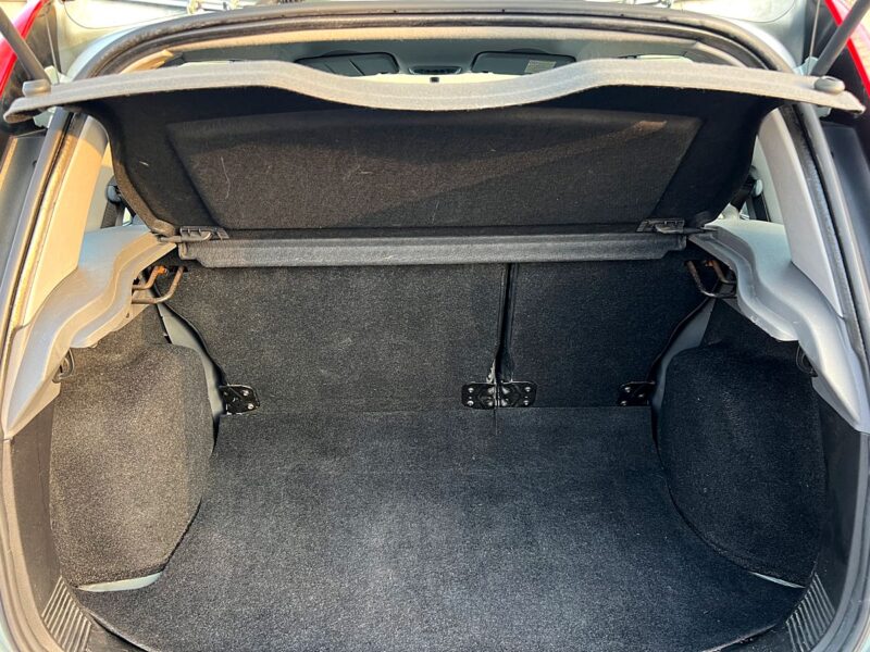 FORD FUSION 1.4 TDCI 70 Cv BOITE AUTOMATIQUE 74 100 KMS INTERIEUR CUIR 5 PORTES - Garantie 6 Mois