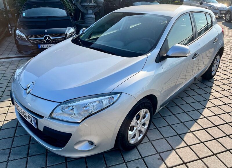 RENAULT MEGANE III 1.5L DCI 90CH AUTHENTIQUE