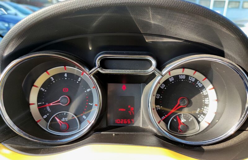 OPEL ADAM 2013 Glam 1.4 Twinport 100 ch