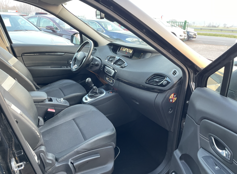 RENAULT SCÉNIC III 2014