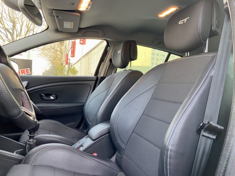 RENAULT MEGANE III 2015