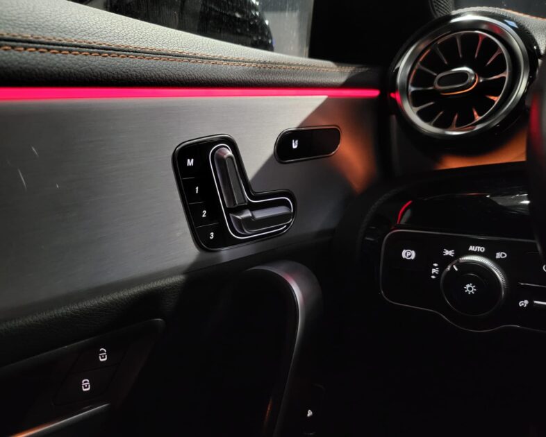 MERCEDES CLASSE CLA II 220d EDITION 1 ORANGE ART EDITION 190cv AMG LINE