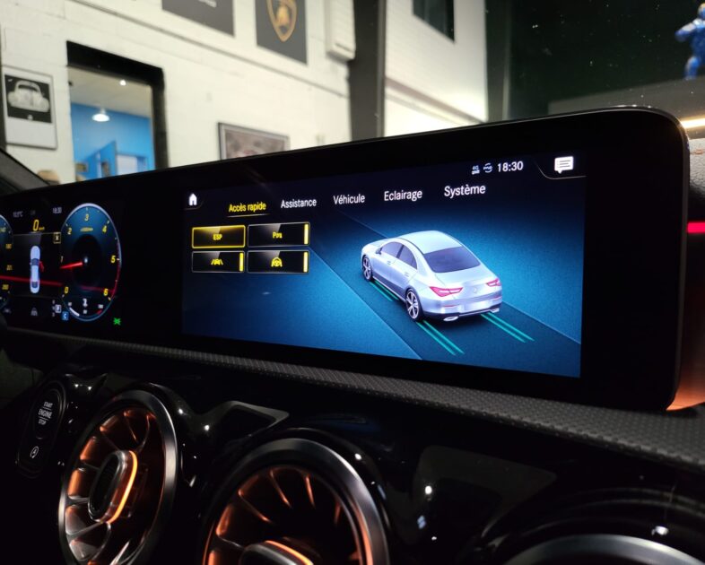 MERCEDES CLASSE CLA II 220d EDITION 1 ORANGE ART EDITION 190cv AMG LINE