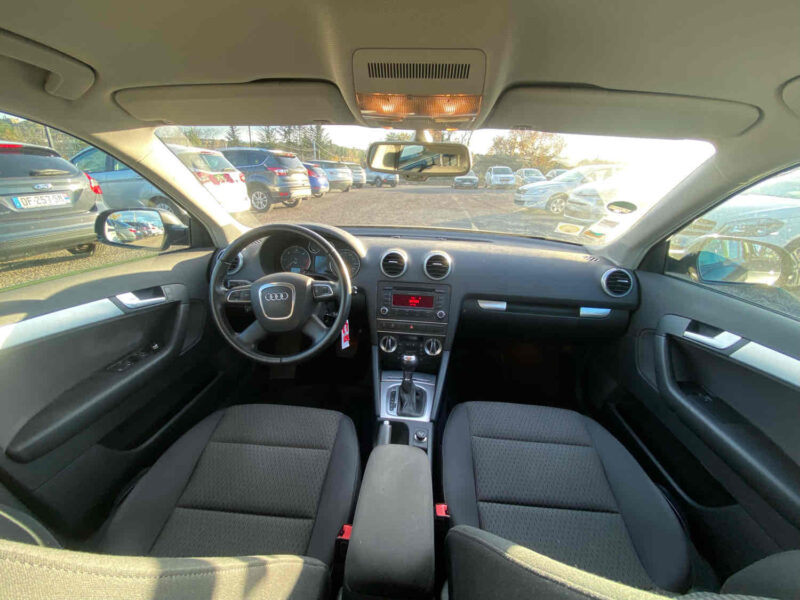 AUDI A3 Sportback 1.6 TDI 105 Ambiente S-Tronic