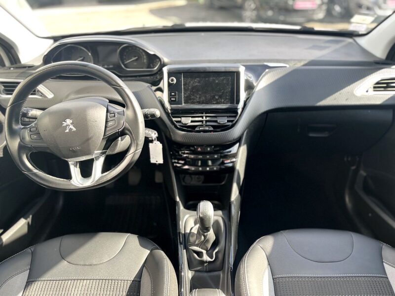 PEUGEOT 2008 2019