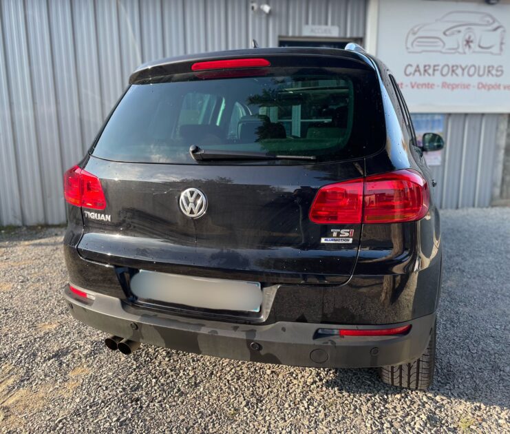 VOLKSWAGEN TIGUAN 2015