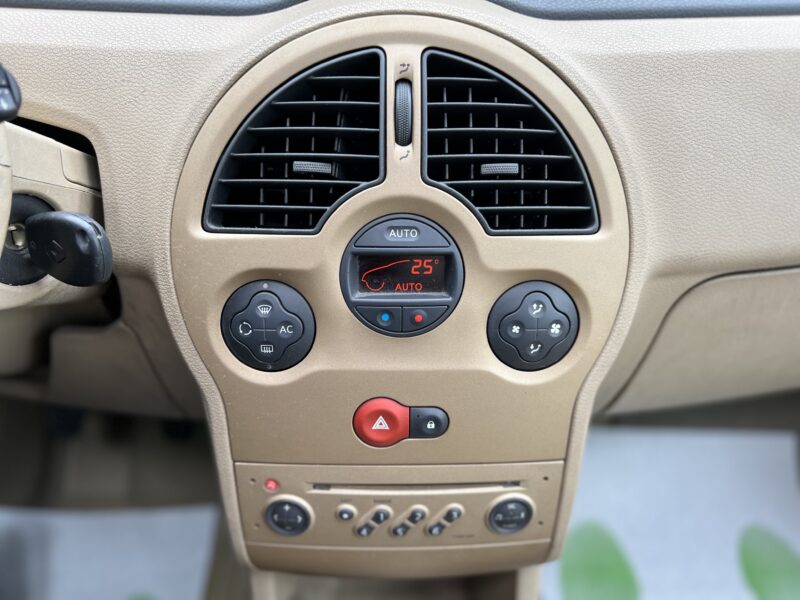 RENAULT MODUS 1.6 115 Cv INITIALE PARIS / TOIT OUVRANT CUIR Finition LUXE 5 PORTES - Garantie1an