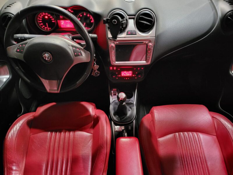 ALFA ROMEO MITO 1.4 TJet 120cv Toit ouvrant , Caméra , Siege cuir