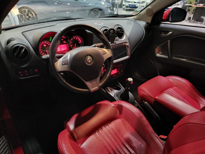 ALFA ROMEO MITO 1.4 TJet 120cv Toit ouvrant , Caméra , Siege cuir