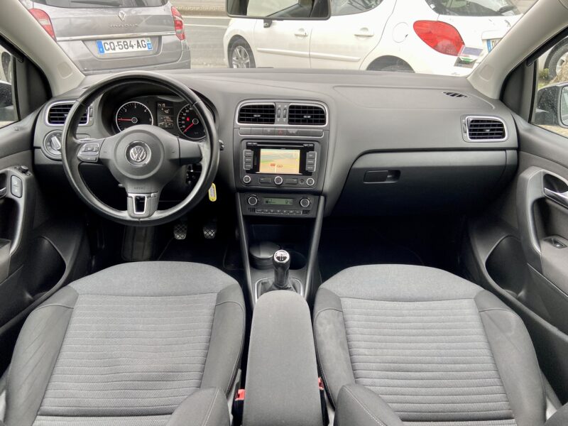 VOLKSWAGEN POLO V 2010