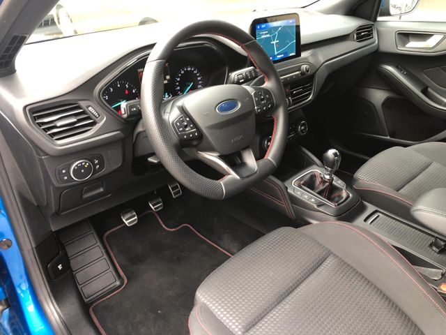 FORD FOCUS 1.5 EcoBoost ST-Line