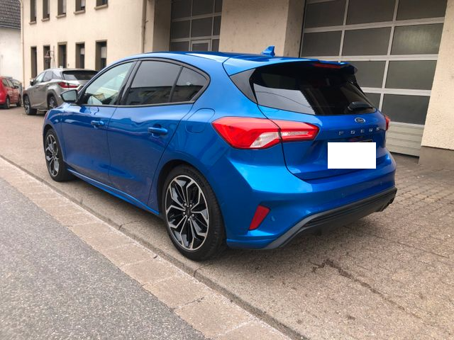 FORD FOCUS 1.5 EcoBoost ST-Line