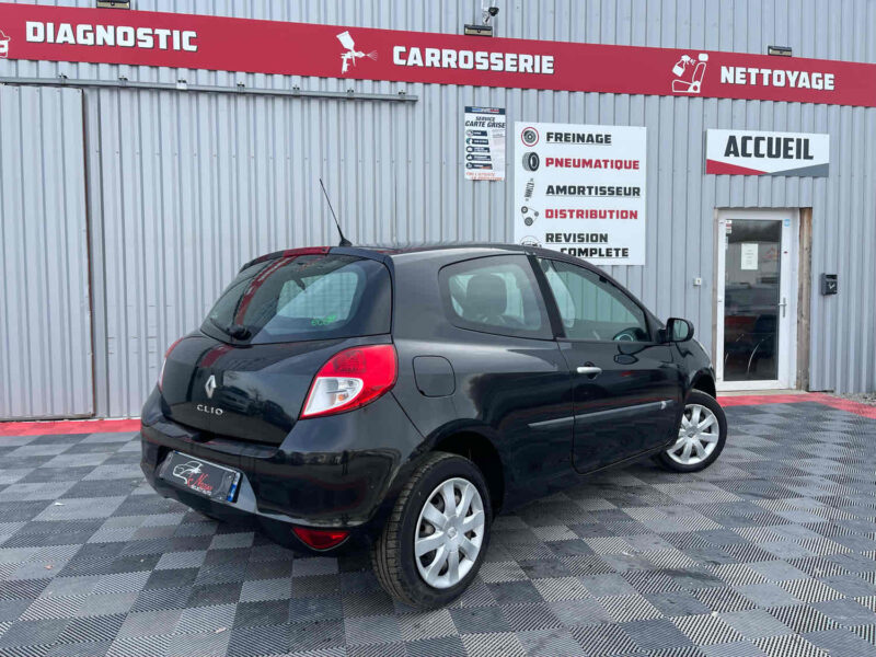 RENAULT CLIO III 2011