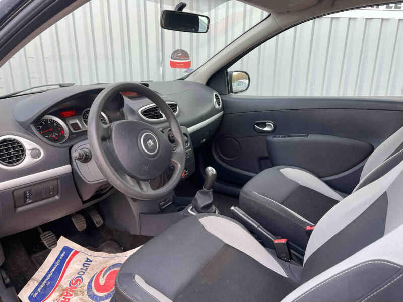 RENAULT CLIO III 2011