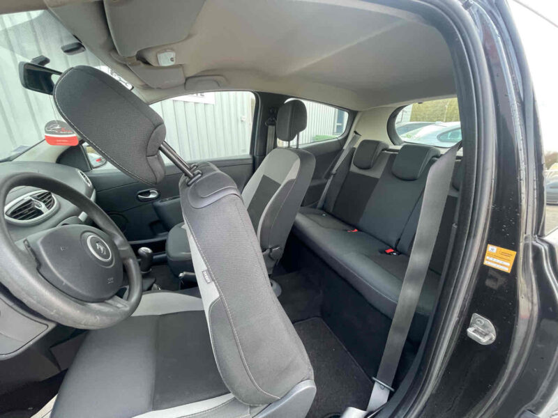 RENAULT CLIO III 2011