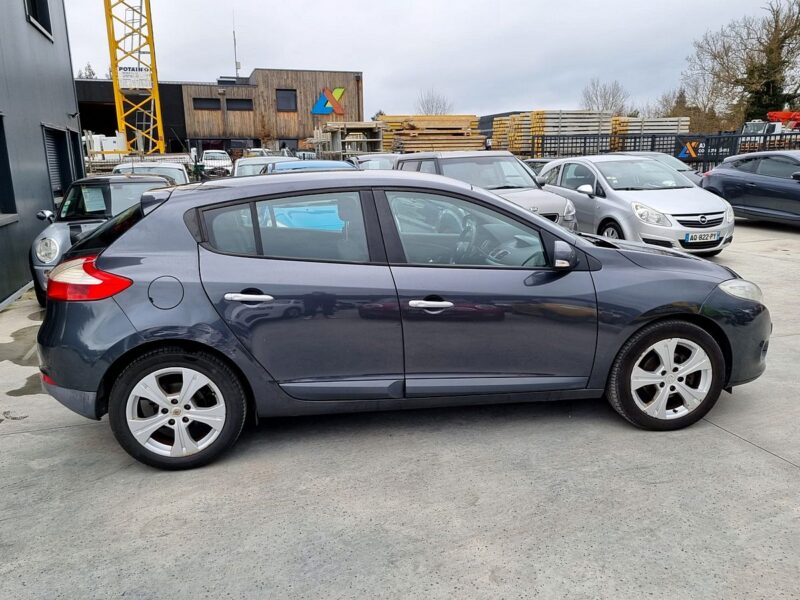 RENAULT MEGANE III 1.5 dCi 105 dynamique