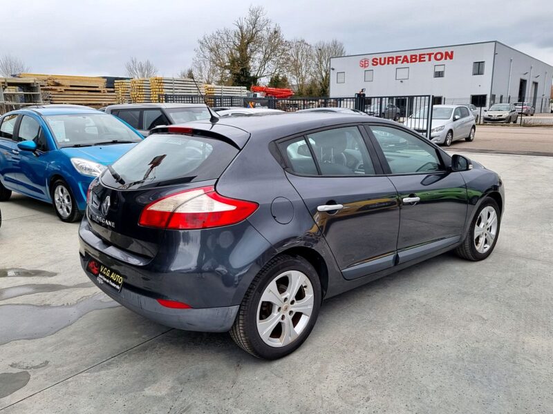 RENAULT MEGANE III 1.5 dCi 105 dynamique
