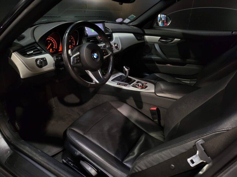 B.M.W. Z4 Roadster 2009BMW Z4 sDrive 23 i  204cv / ROADSTER / ENTRETIEN BMW