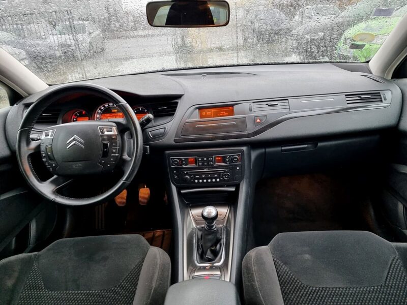 CITROEN C5 tourer 2.0 HDi 140 confort 