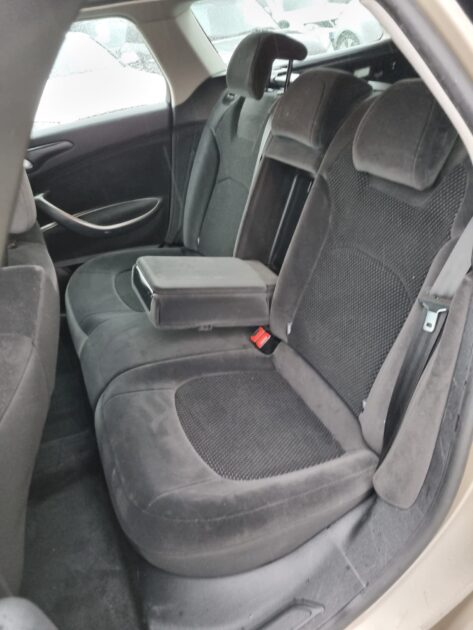 CITROEN C5 tourer 2.0 HDi 140 confort 