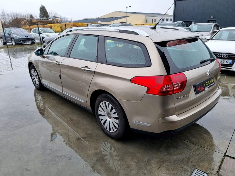 CITROEN C5 tourer 2.0 HDi 140 confort 