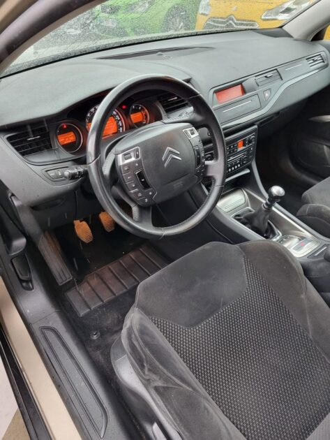 CITROEN C5 tourer 2.0 HDi 140 confort 