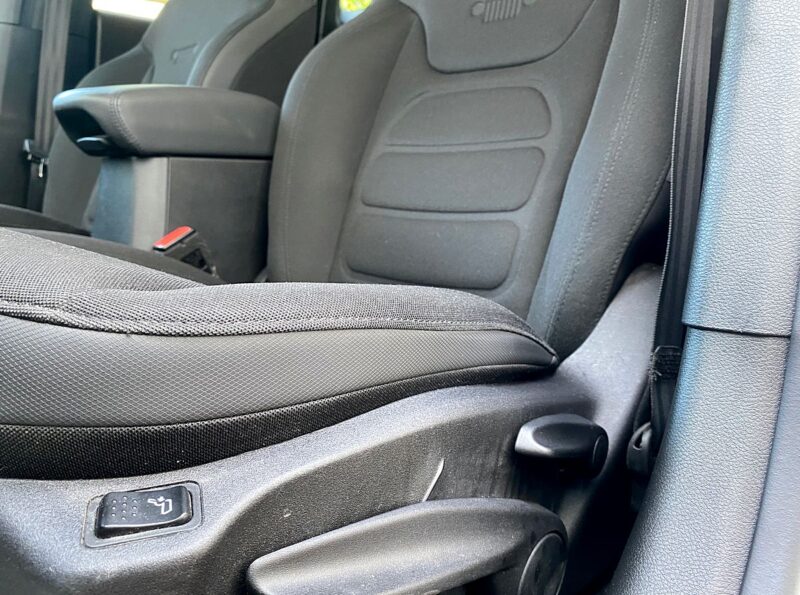 JEEP RENEGADE 1.6 MULTIJET 120 Cv 1ERE MAIN / BROOKLYN LIMITED GPS BLUETOOTH REGULATEUR Garantie1an