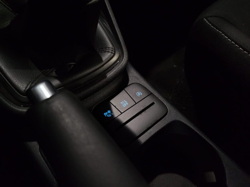 FORD FIESTA VII 1.1 Ti-VCT 75cv CONFORT APPLE CARPLAY / RADAR AR / MODE DE CONDUITE
